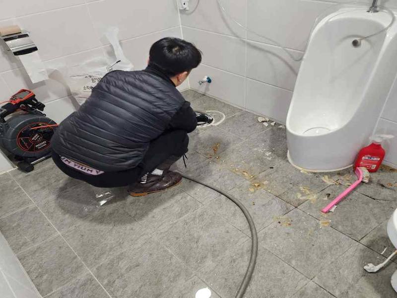동작구 소변기·상가 배관 작업사례